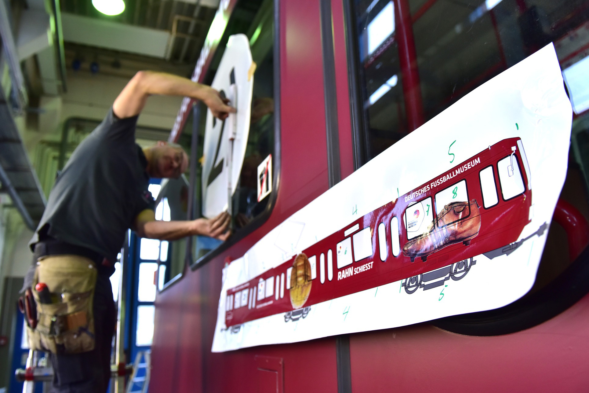 21 k werk dfm branding strassenbahn 01