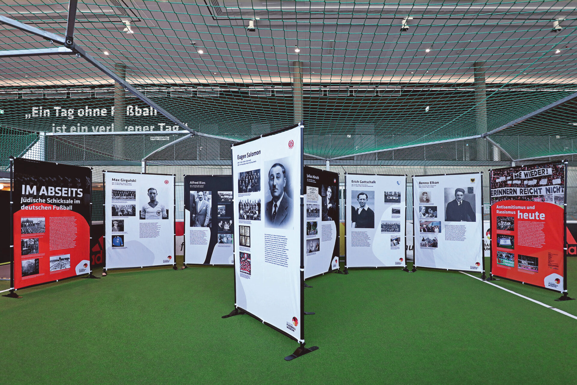 21 k werk dfm sonderausstellung im abseits 02