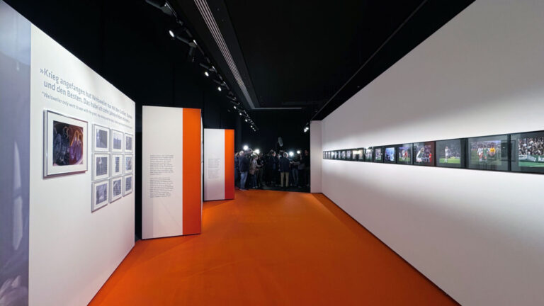 25 k werk dfm netzer tomikoshi fotoausstellung 12