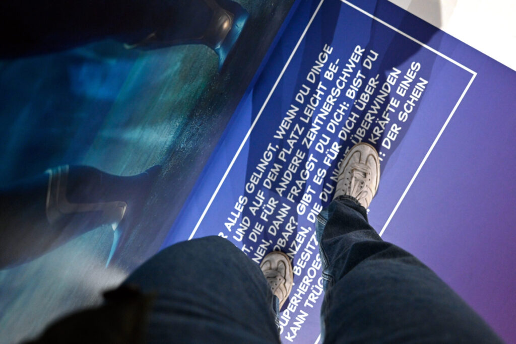 26 k werk dfm superheroes ausstellung 7